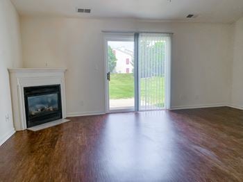 Gas fireplace with decorative mantel